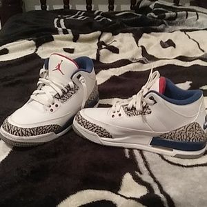 Jordan 3 True Blue